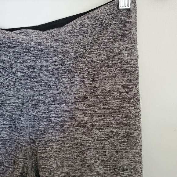 PINK Charcoal Ultimate Work Out Legging size S - Picture 2 of 6